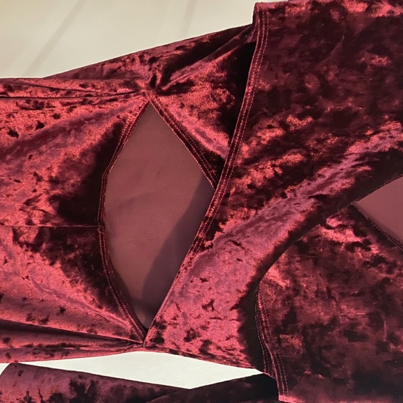 Crush Velvet Cocktail Dress - Picture 2 of 4